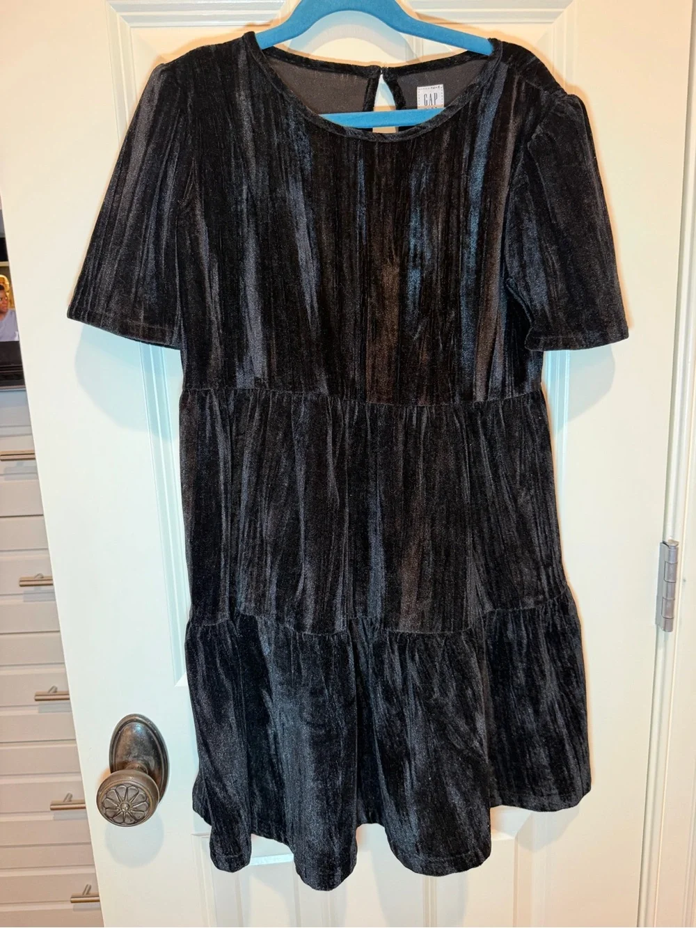 GAP Black Velvet Tiered Short Sleeve Dress